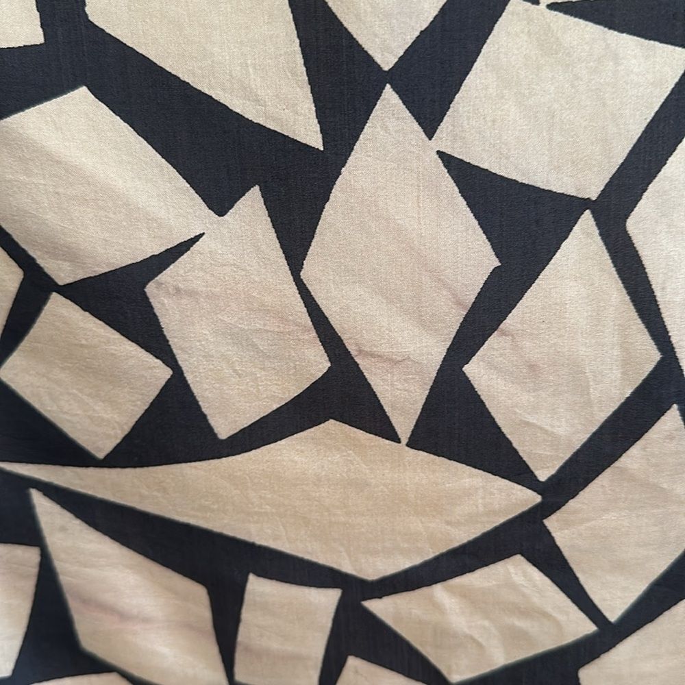 Vintage mid century‎ mod Vera black & tan(gold) rectangle motif large scarf - Picture 7 of 11